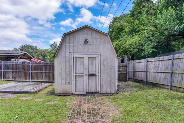 6208 Kary Lynn Drive S, Watauga, TX 76148