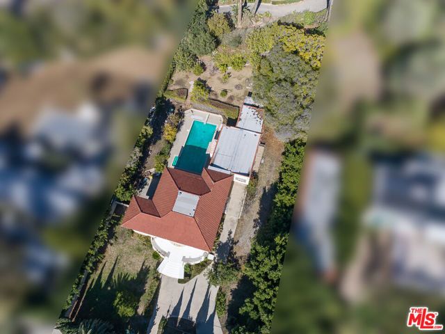 5231 Franklin Avenue, Los Angeles, CA 90027