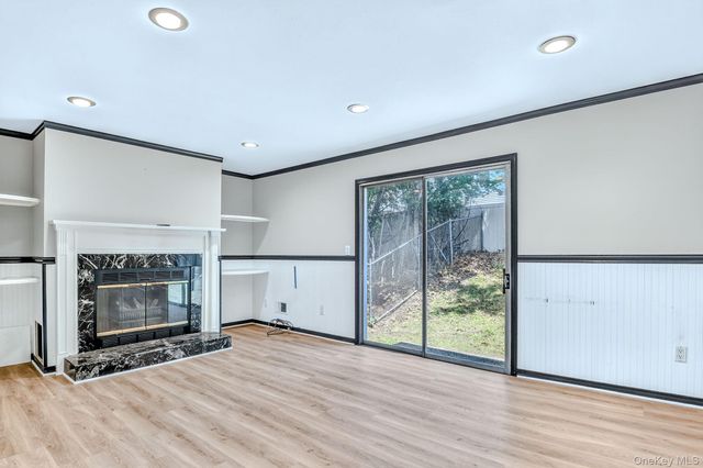 1 Gates Place, Tappan, NY 10983
