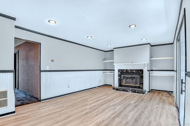 1 Gates Place, Tappan, NY 10983