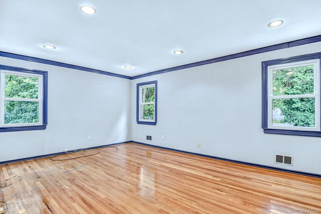 1 Gates Place, Tappan, NY 10983