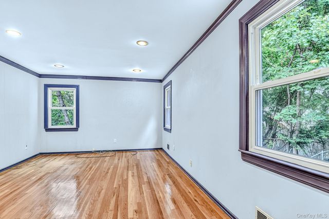 1 Gates Place, Tappan, NY 10983