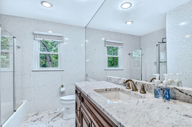 1 Gates Place, Tappan, NY 10983