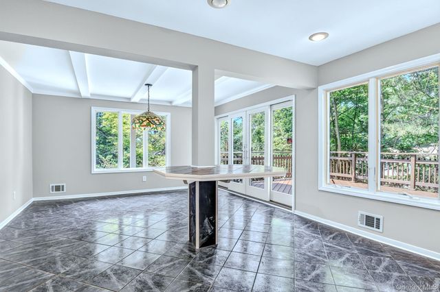 1 Gates Place, Tappan, NY 10983