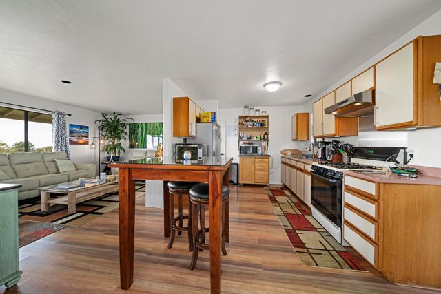 24 Palena Pl, Kula, HI 96790