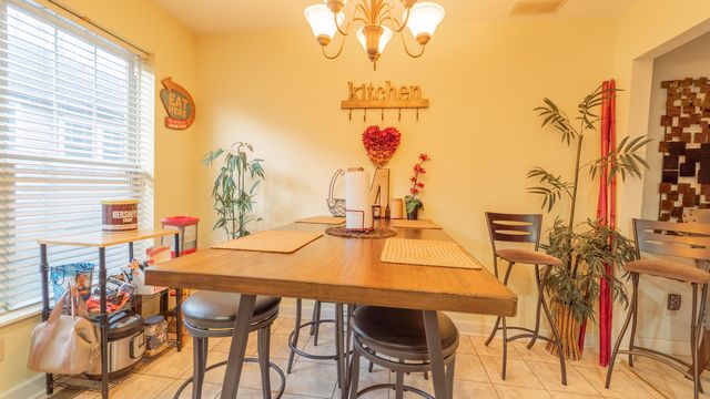 215 Dundee Street, Valparaiso, IN 46385