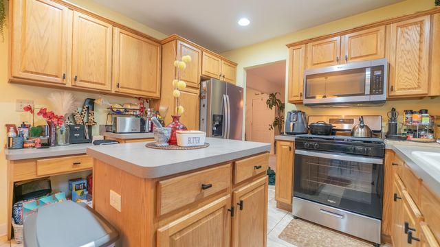 215 Dundee Street, Valparaiso, IN 46385