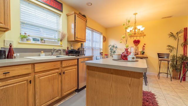 215 Dundee Street, Valparaiso, IN 46385