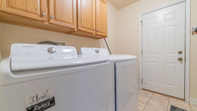 215 Dundee Street, Valparaiso, IN 46385