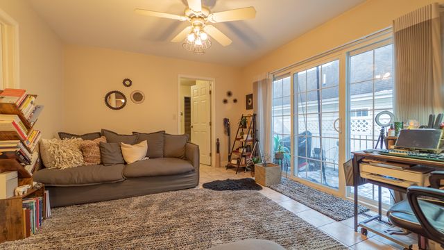 215 Dundee Street, Valparaiso, IN 46385