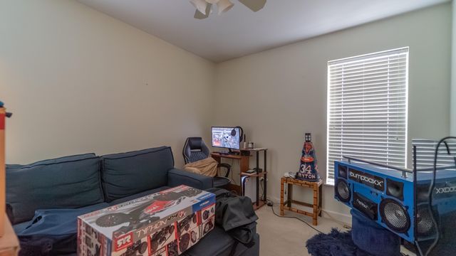 215 Dundee Street, Valparaiso, IN 46385