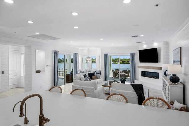 17727 SE Federal Highway, Jupiter, FL 33469
