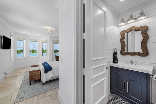 17727 SE Federal Highway, Jupiter, FL 33469