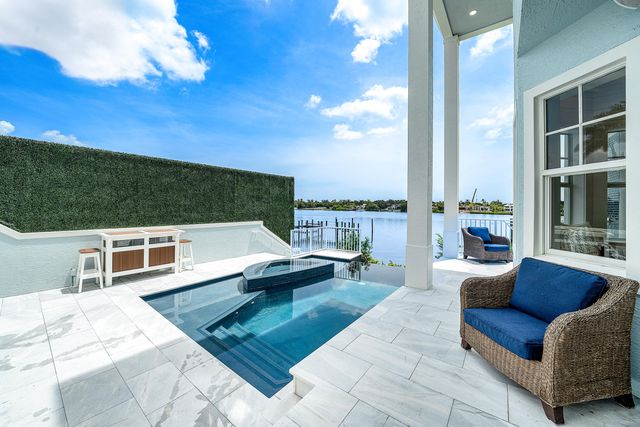 17727 SE Federal Highway, Jupiter, FL 33469