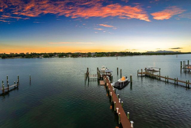 17727 SE Federal Highway, Jupiter, FL 33469