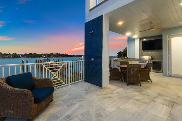 17727 SE Federal Highway, Jupiter, FL 33469
