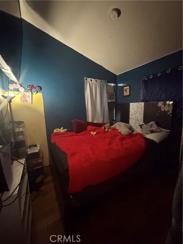 8239 Bell Avenue, Los Angeles, CA 90001