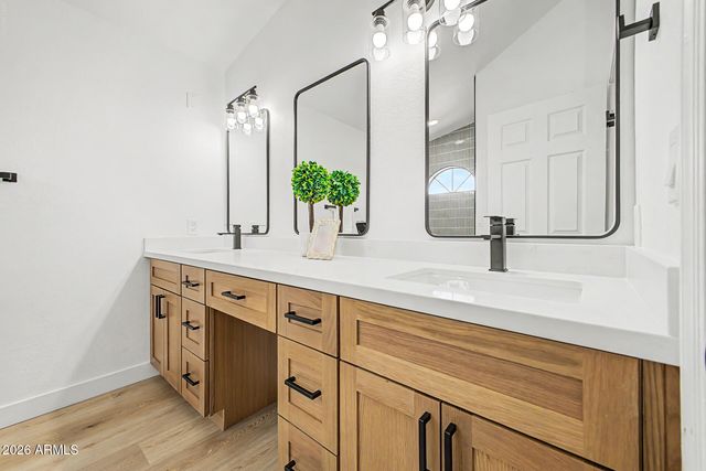 7380 W PIUTE Avenue, Glendale, AZ 85308