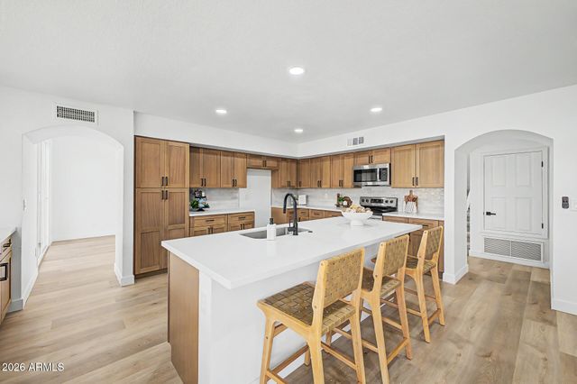 7380 W PIUTE Avenue, Glendale, AZ 85308
