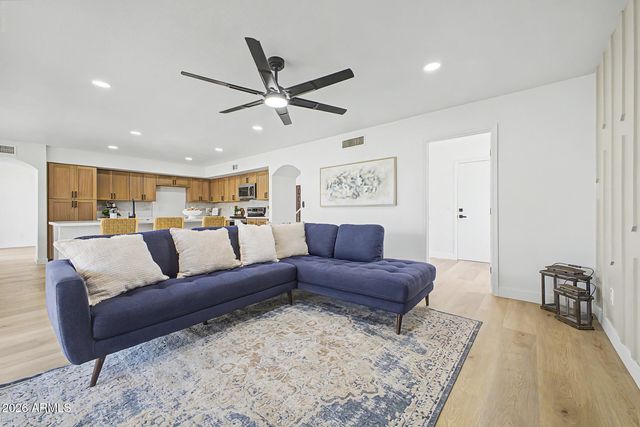 7380 W PIUTE Avenue, Glendale, AZ 85308