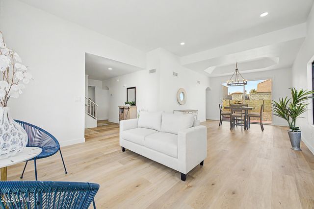 7380 W PIUTE Avenue, Glendale, AZ 85308