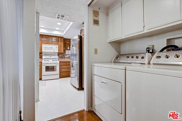 6716 Clybourn Avenue 149, North Hollywood (los Angeles), CA 91606