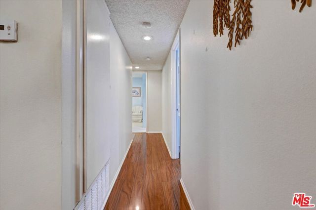 6716 Clybourn Avenue 149, North Hollywood (los Angeles), CA 91606