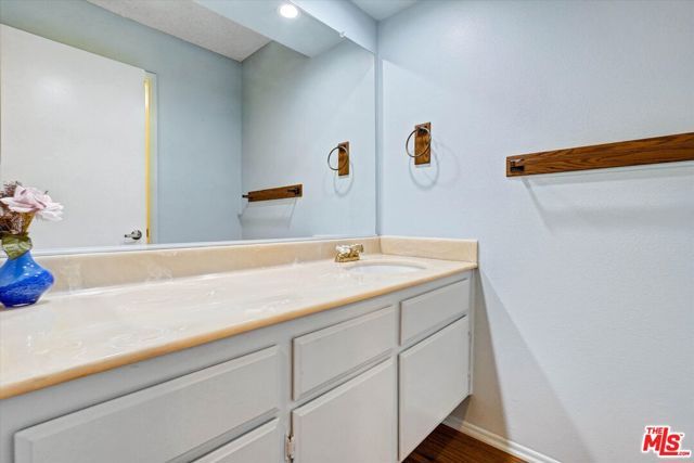 6716 Clybourn Avenue 149, North Hollywood (los Angeles), CA 91606