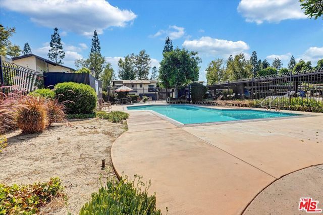 6716 Clybourn Avenue 149, North Hollywood (los Angeles), CA 91606
