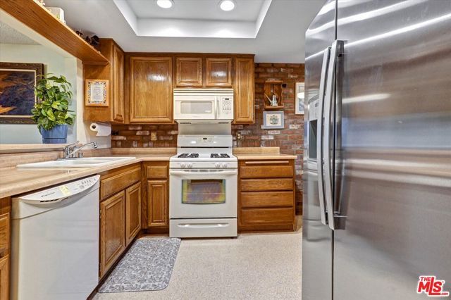 6716 Clybourn Avenue 149, North Hollywood (los Angeles), CA 91606