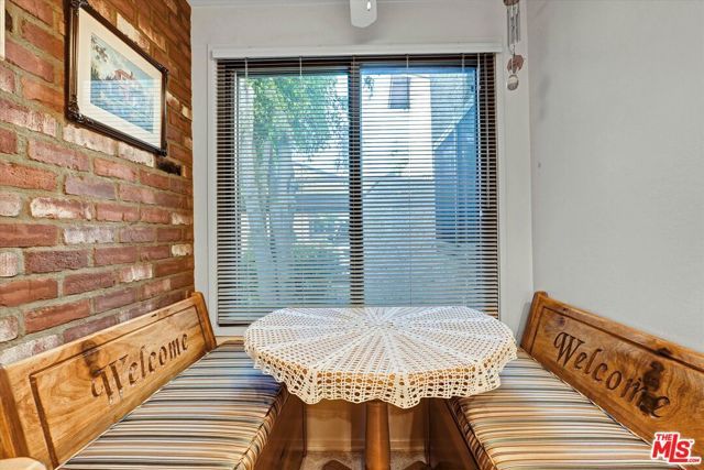 6716 Clybourn Avenue 149, North Hollywood (los Angeles), CA 91606