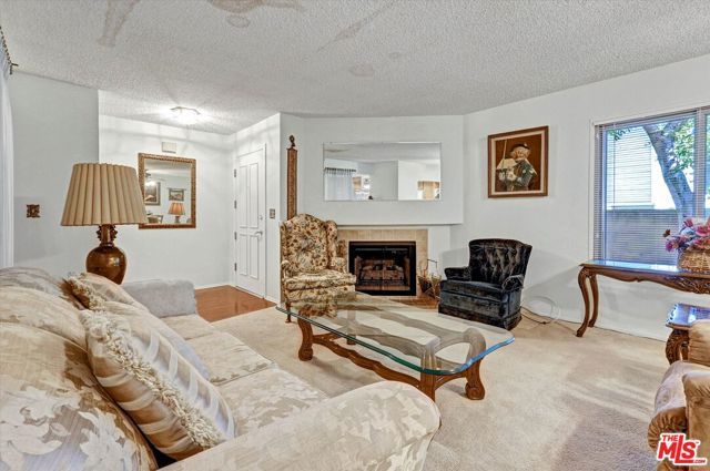 6716 Clybourn Avenue 149, North Hollywood (los Angeles), CA 91606