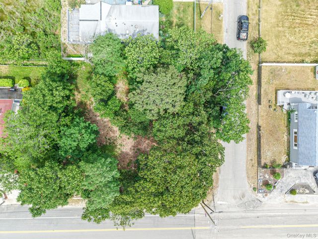 296 Longneck Boulevard, Riverhead, NY 11901