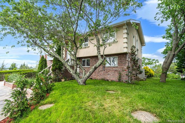 296 Longneck Boulevard, Riverhead, NY 11901