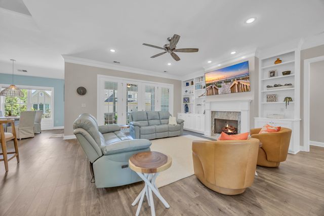 181 Highwood Circle, Murrells Inlet, SC 29576