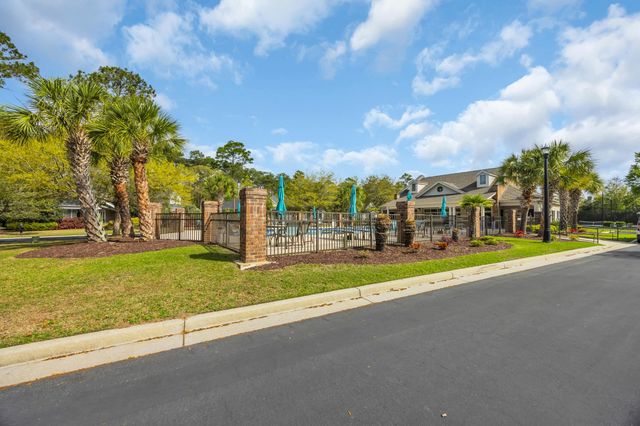 181 Highwood Circle, Murrells Inlet, SC 29576