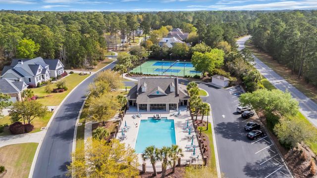 181 Highwood Circle, Murrells Inlet, SC 29576