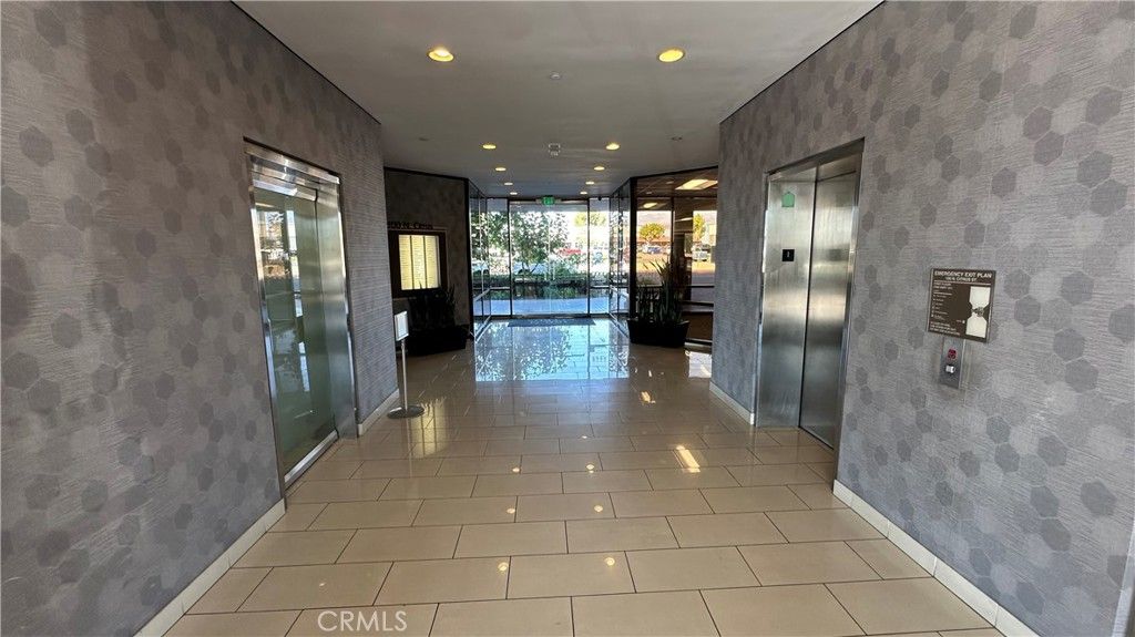 100 N Citrus 500, West Covina, CA 91791 — photo 2