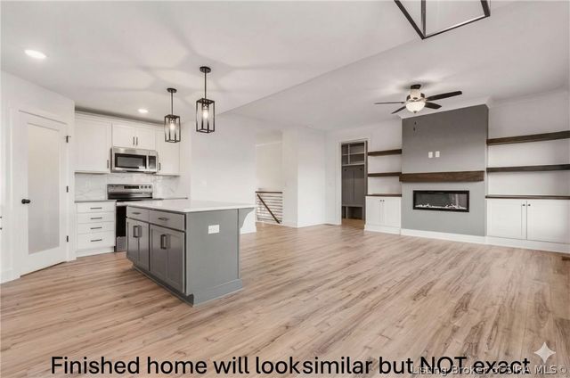 7616 Melrose Lane 533, Charlestown, IN 47111