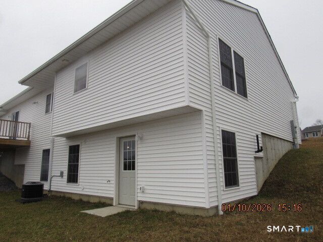 43 Warm Earth Road, Naugatuck, CT 06770