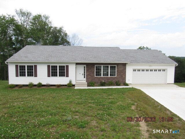 43 Warm Earth Road, Naugatuck, CT 06770