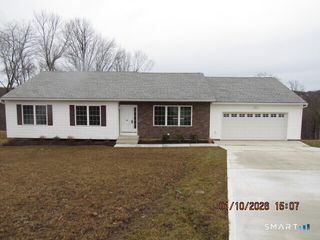 43 Warm Earth Road, Naugatuck, CT 06770