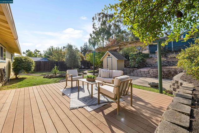 912 Marie Ave, Martinez, CA 94553