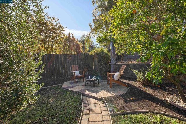 912 Marie Ave, Martinez, CA 94553