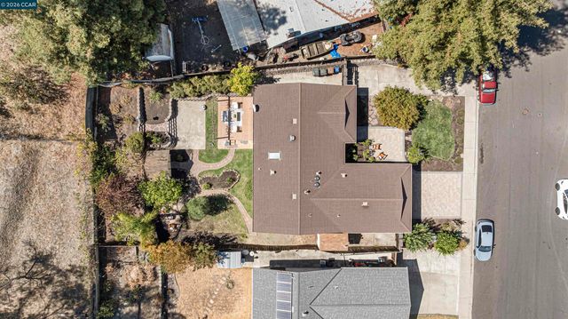 912 Marie Ave, Martinez, CA 94553
