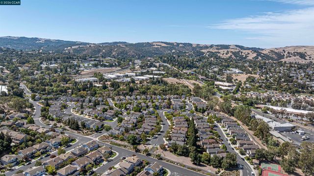912 Marie Ave, Martinez, CA 94553
