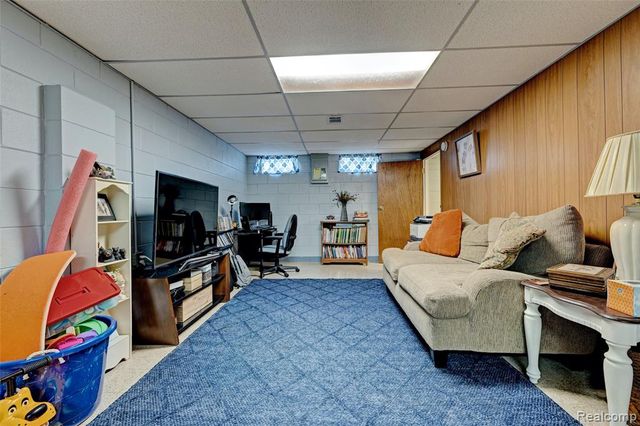 6437 Oriole Drive, Flint, MI 48506