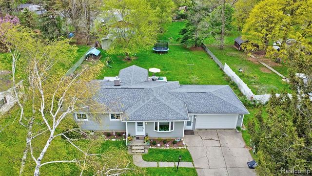6437 Oriole Drive, Flint, MI 48506