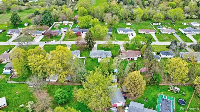 6437 Oriole Drive, Flint, MI 48506