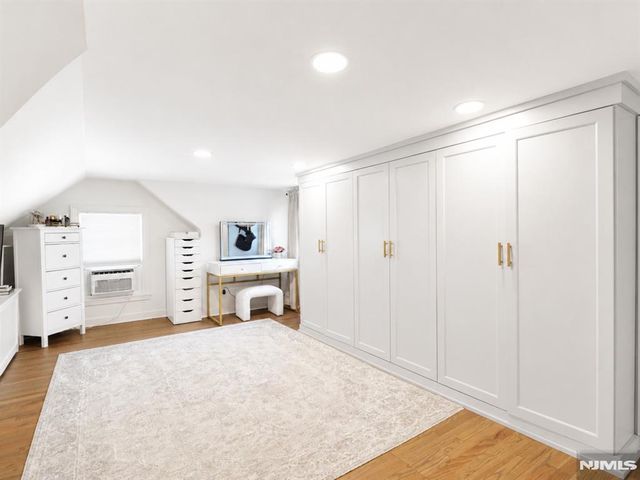 19 Long Avenue, Mahwah, NJ 07430